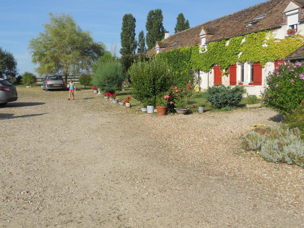 Ferme Les Rousseaux Bed and Breakfast La Belliole Esterno foto