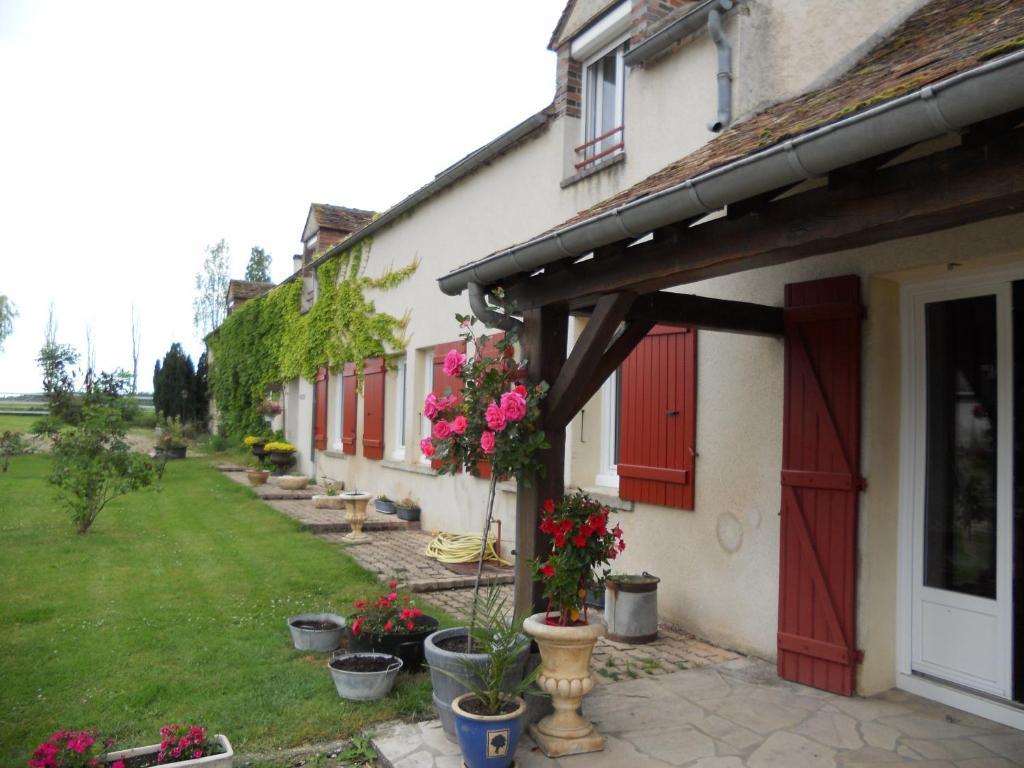 Ferme Les Rousseaux Bed and Breakfast La Belliole Esterno foto